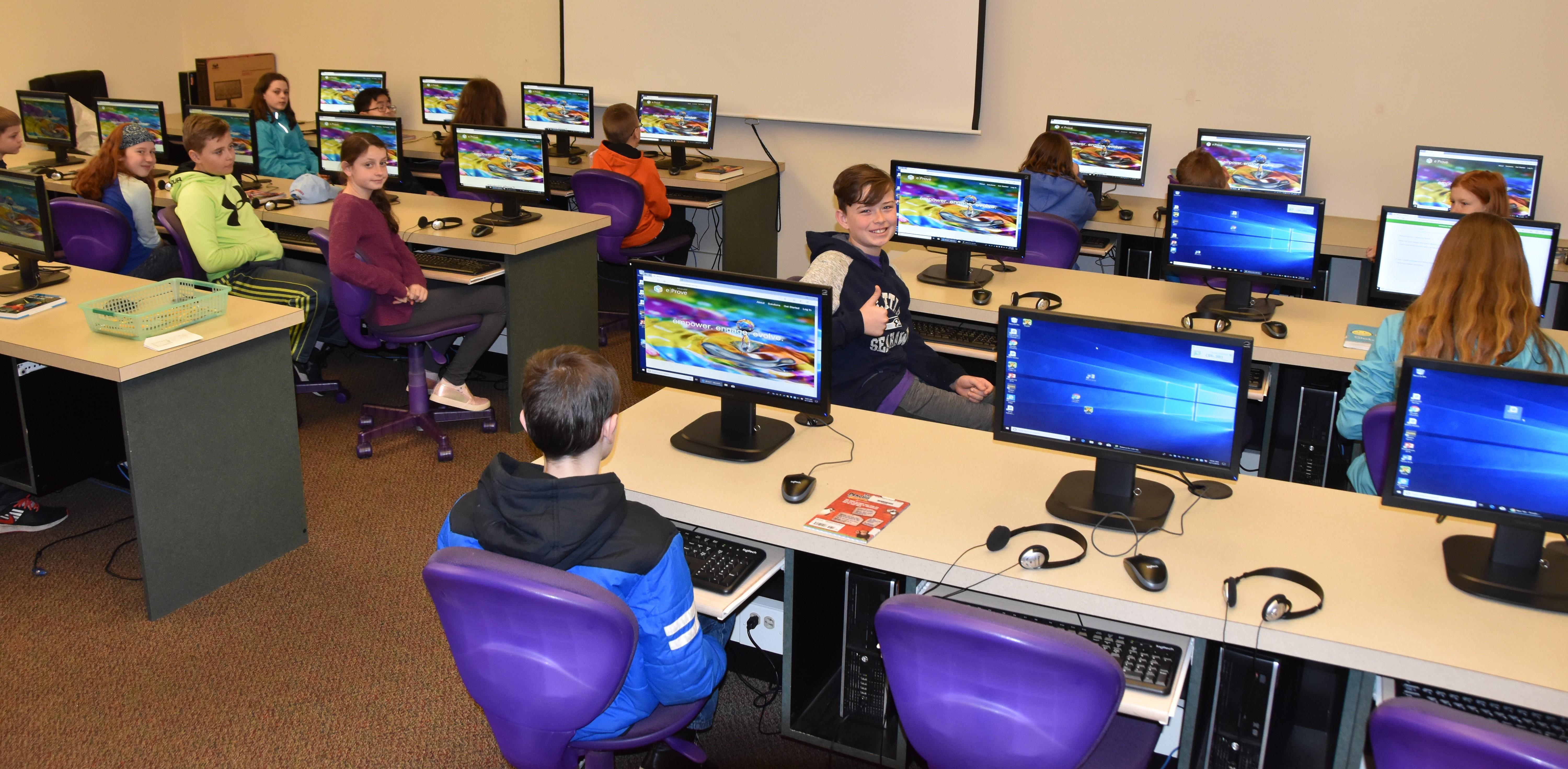 New monitors at the elementary school computer lab