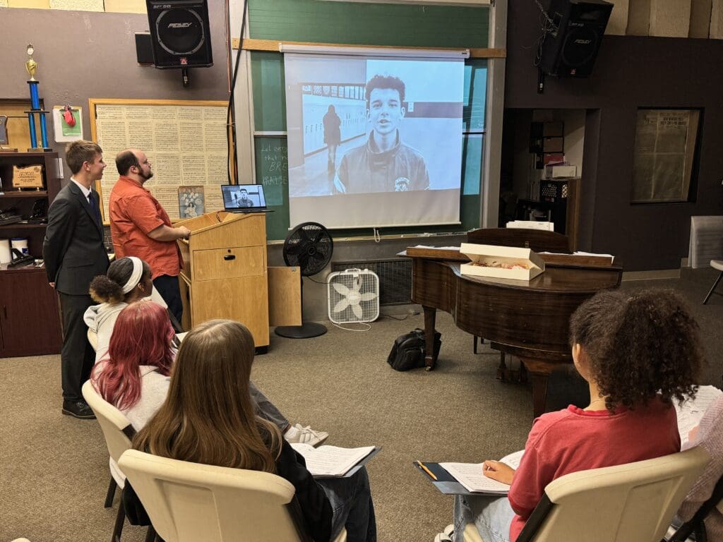 Gold Party campaign visit